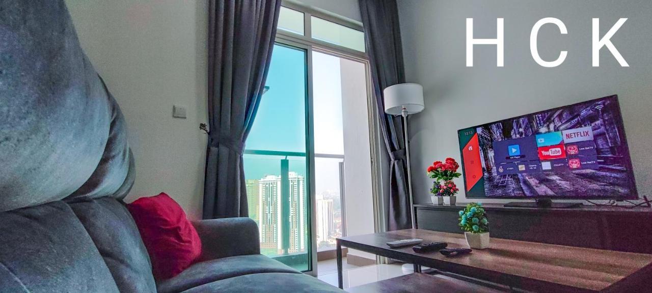 Apartment Klcc View At Tr By Hck *